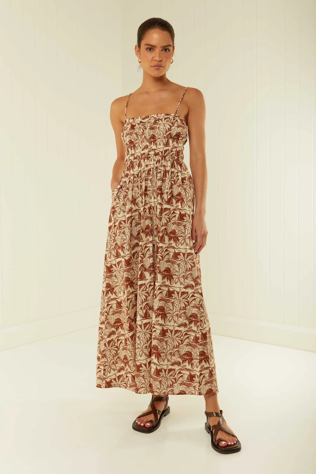 Women's maxi dress with elastic waistband and playful floral pattern Lune London
