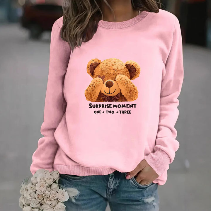 Women's sweatshirt with cute bear design and modern lettering Lisslune