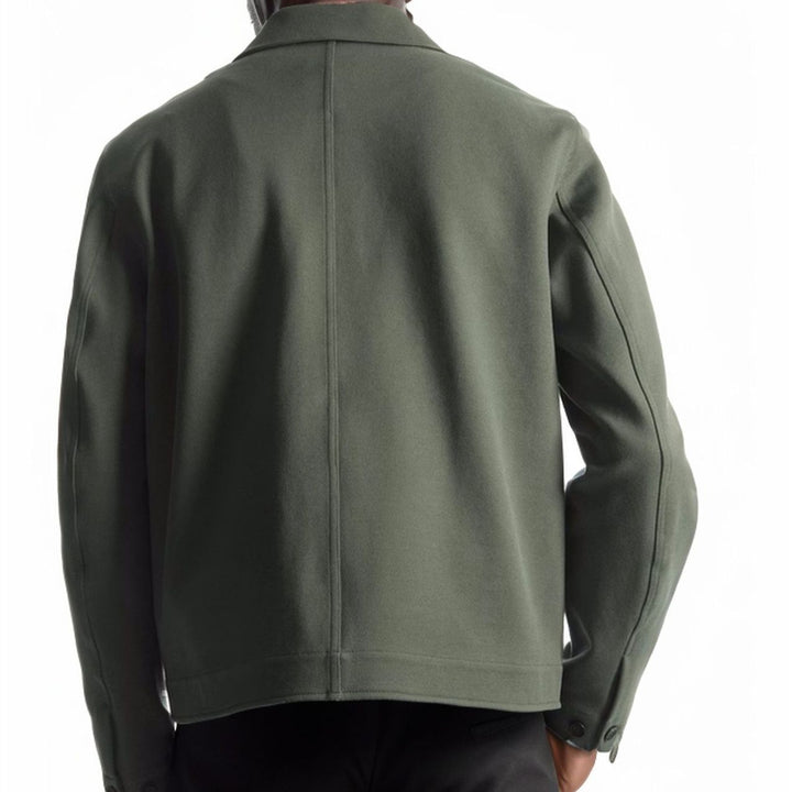 Men's fashionable utility jacket with practical pockets and modern design Lisslune