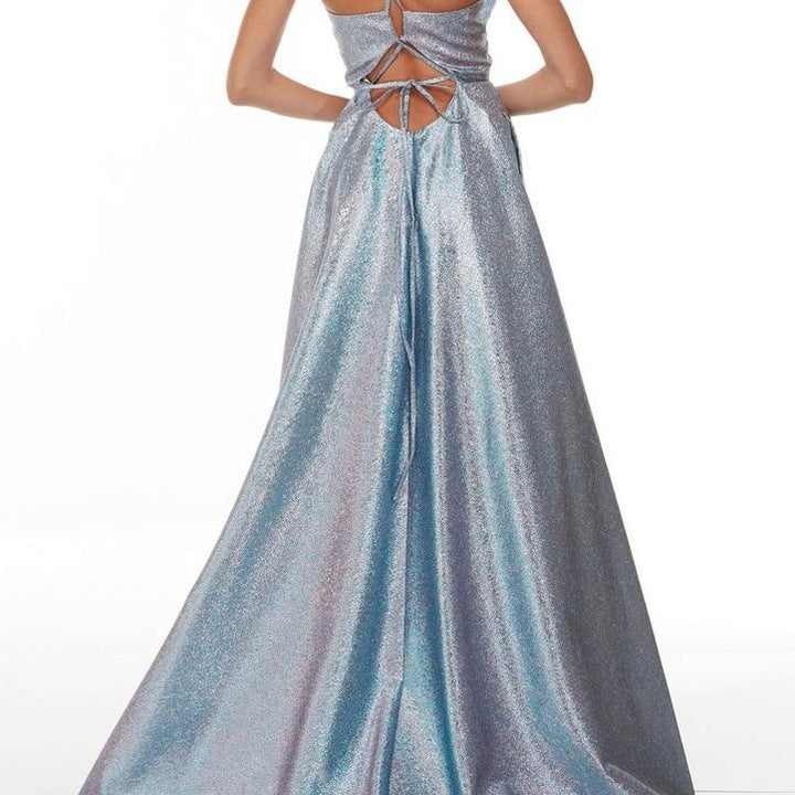 Ladies Glamorous Evening Dress with Side Slit Lisslune