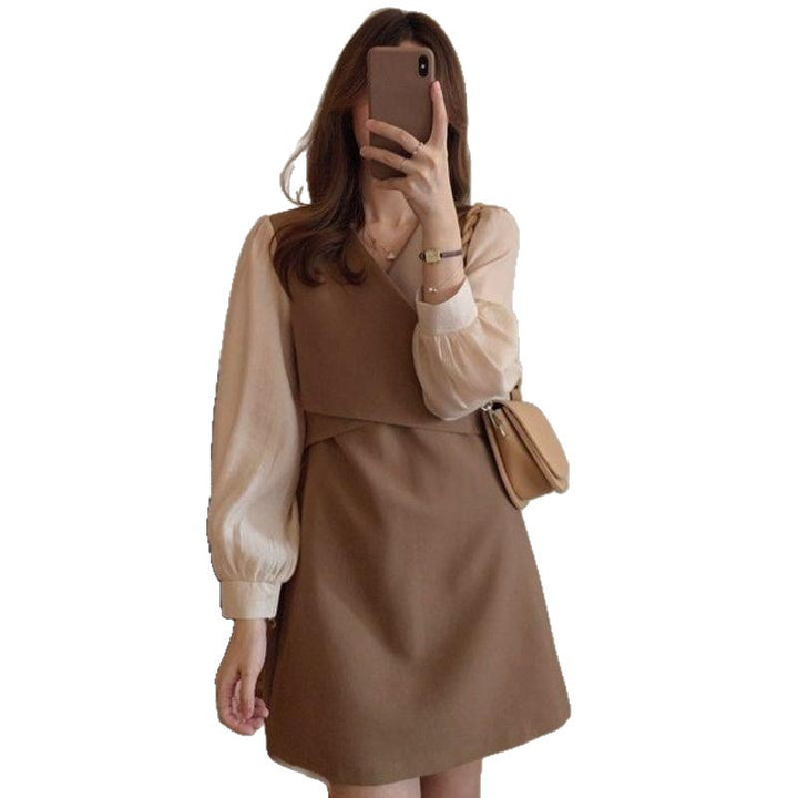 Ladies dress with stylish puff sleeves and elegant waistline
