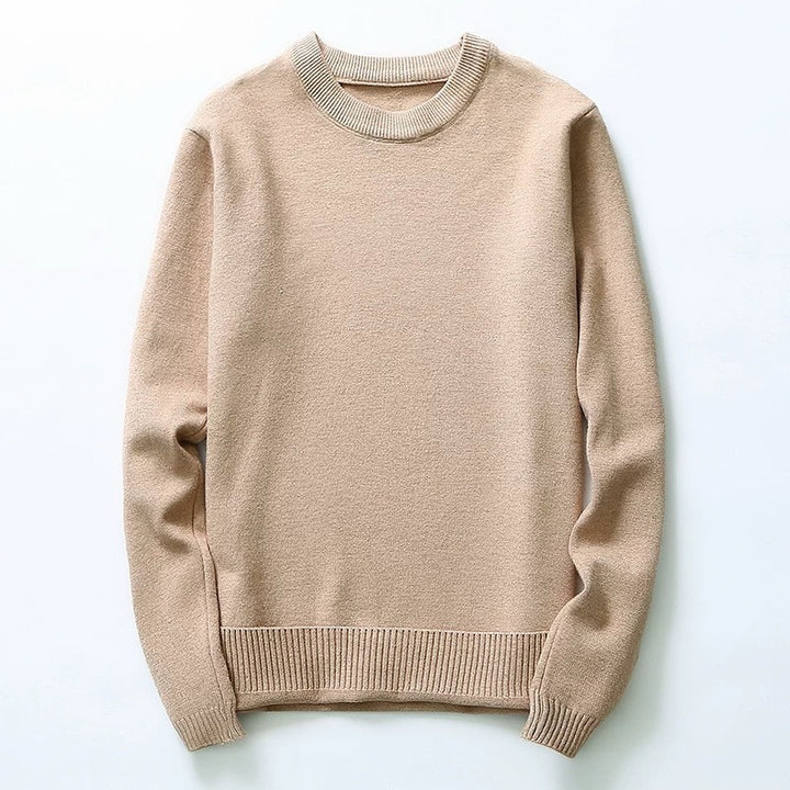 Men's fine knit sweater with classic round neckline Lisslune