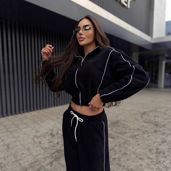 Women's sporty hoodie set with a loose fit Lisslune