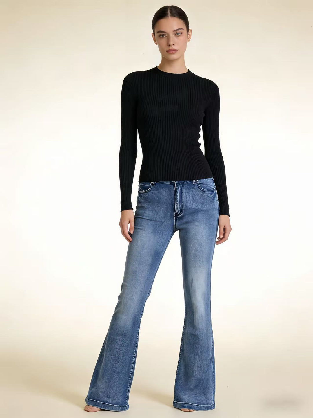 Women's elegant cropped top with puff sleeves and vintage embroidery Lisslune