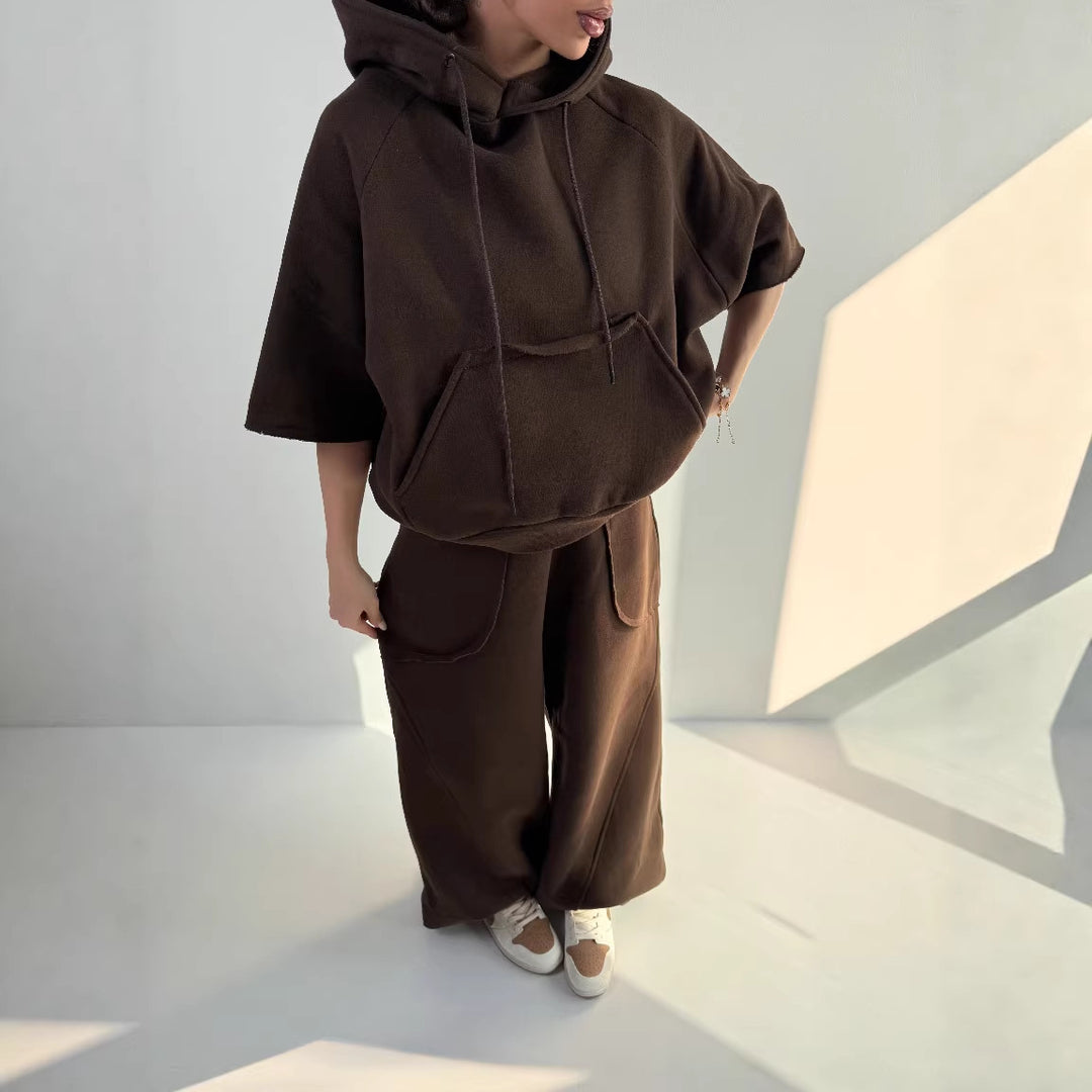Women's oversized hoodie with kangaroo pocket Lisslune