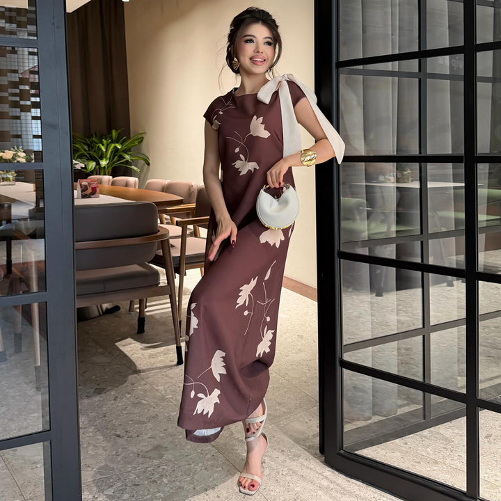 Women’s maxi dress with floral design