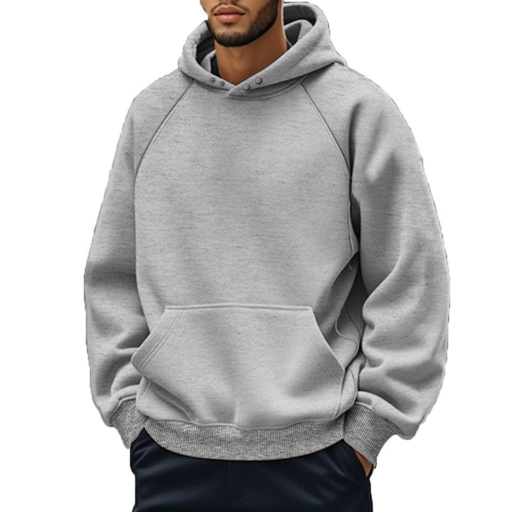 Men's hoodie with a casual cut and practical kangaroo pocket Lisslune
