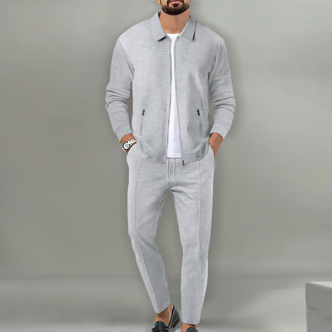 Men's sporty outfit with modern cut and breathable material Lisslune