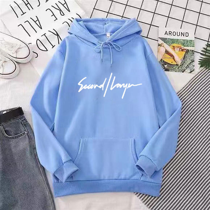 Women's hoodie with modern lettering and comfortable fit Lisslune