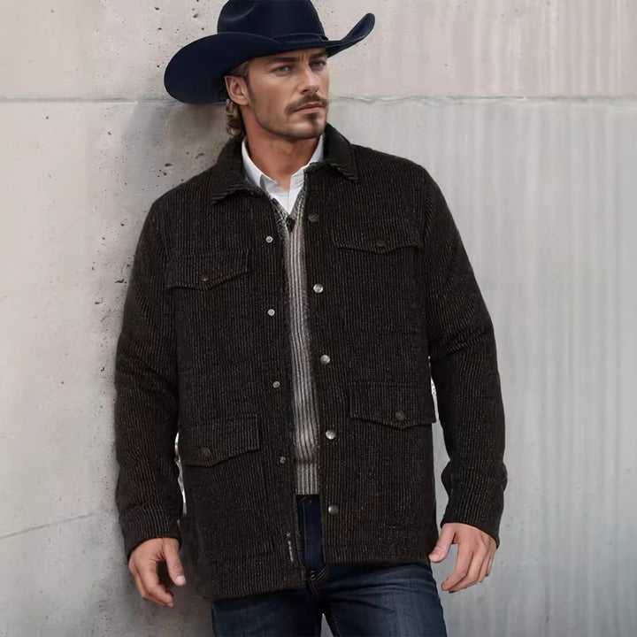 Men's durable cotton jacket in a rustic look with practical flap pockets Lisslune