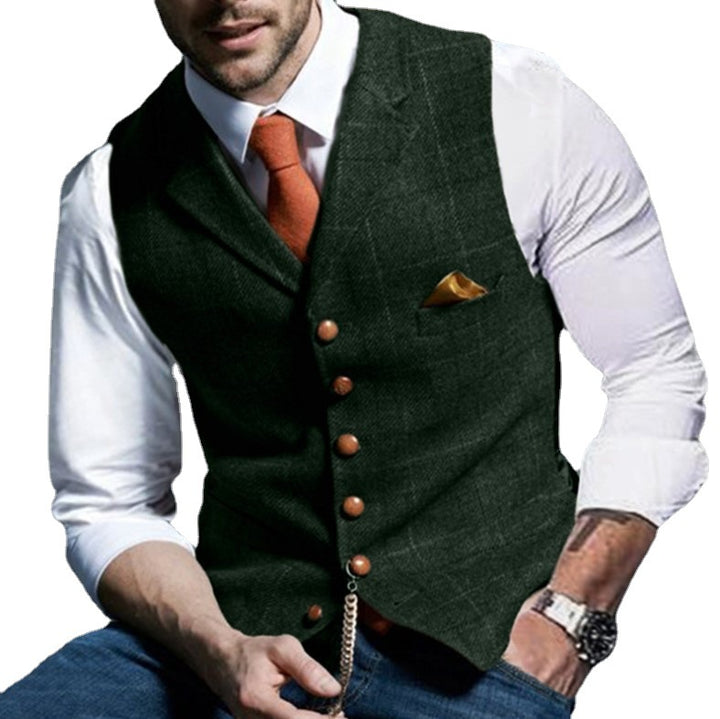 Men's stylish vest with noble wooden buttons Lisslune
