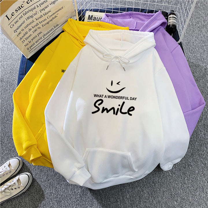 Women's hoodie with cheerful smile print Lisslune