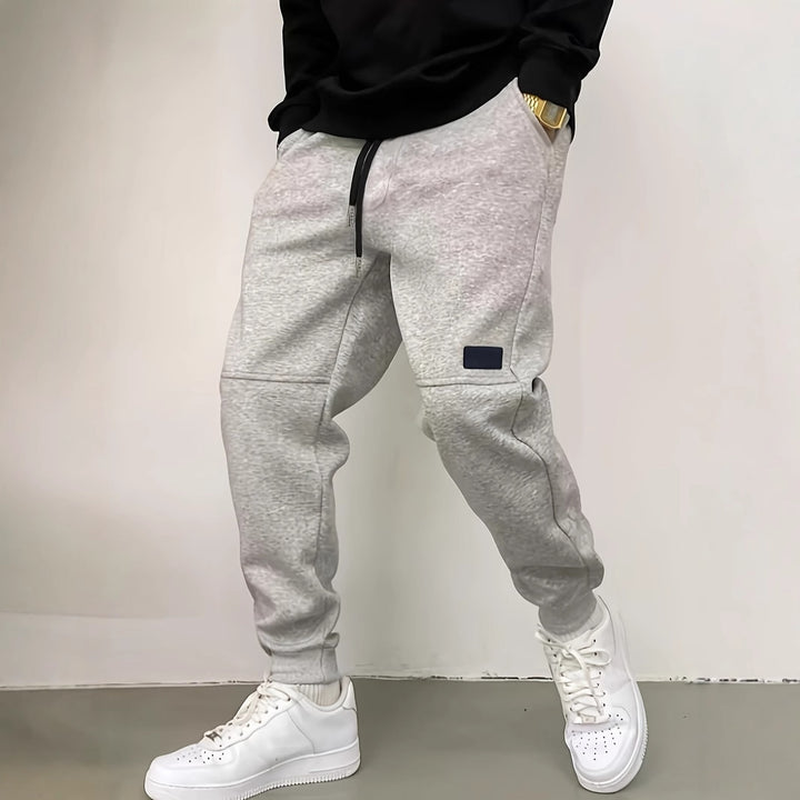 Men's sporty jogging pants with innovative pockets Lisslune
