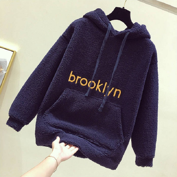 Women's cozy hoodie with comfortable fit and casual lettering Lisslune