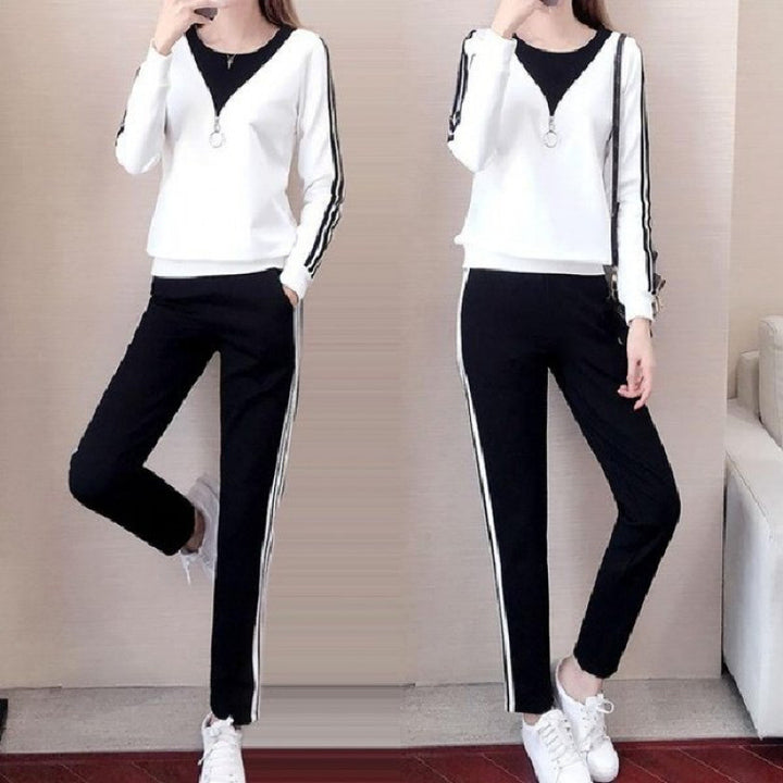 Women's sporty lounge set with fashionable zipper and striped accents Lisslune
