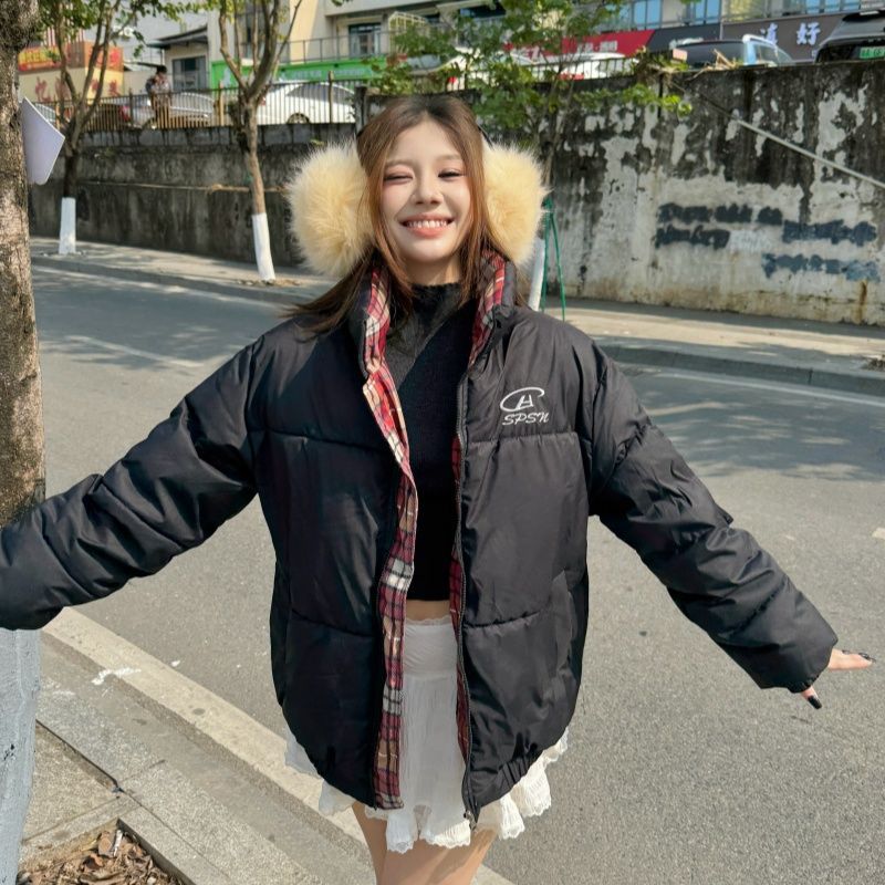 Women's down jacket with high collar and practical zipper Lisslune