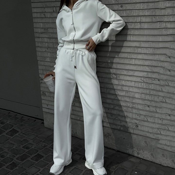 Women's sporty loungewear set with high collar and zipper Lisslune