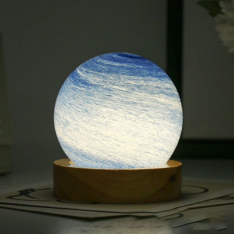 Lisslune | Enchanting Planet Lamp – A Universe of Colors and Dreams