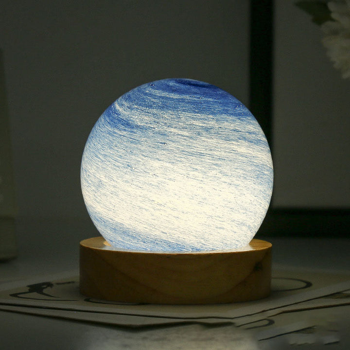 Lisslune | Enchanting Planet Lamp – A Universe of Colors and Dreams