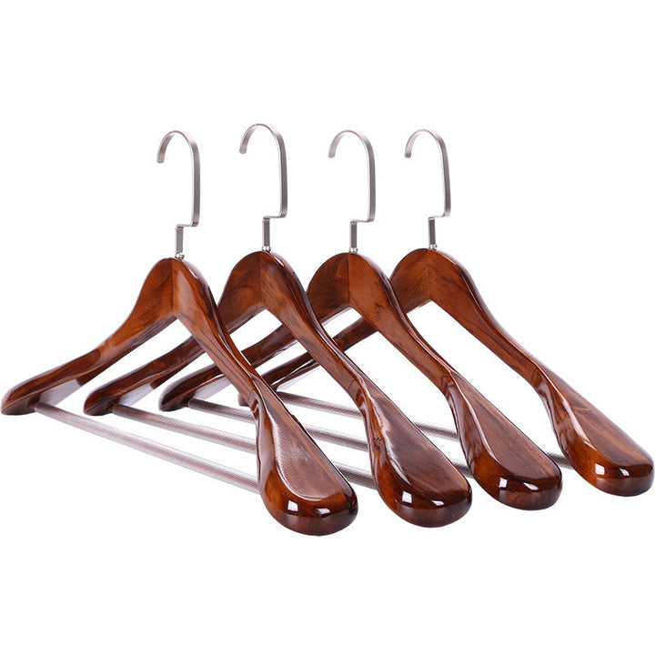 Lisslune | Oaklee Élite – Luxury Wood Hangers with Sophisticated Design