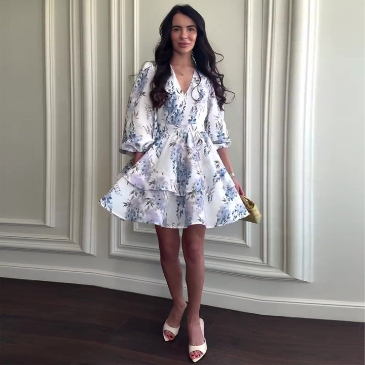 Women's trendy short dress with voluminous sleeves and floral pattern Lisslune