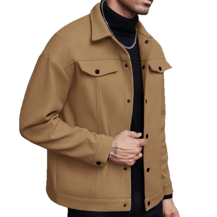 Men's fashionable overshirt jacket with practical pockets and snap button closure Lisslune