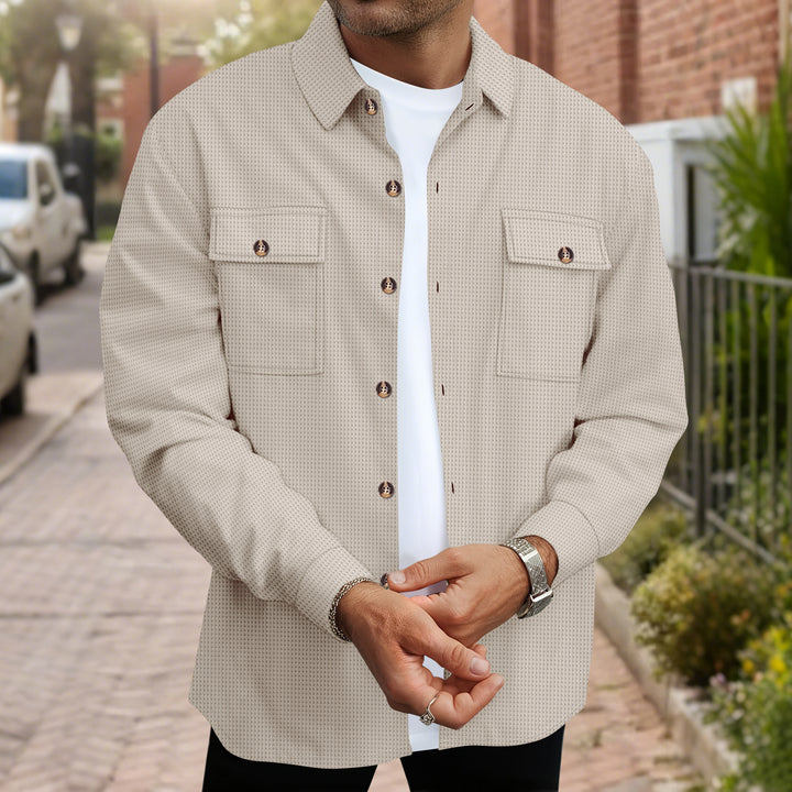 Men's casual checkered shirt jacket with practical chest pockets and fabric pattern Lisslune