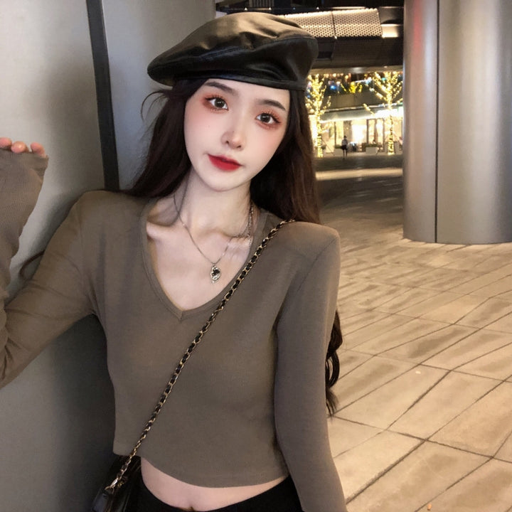 Women Cropped Long Sleeve Shirt with Fashionable V-Neck and Comfortable Materials Lisslune