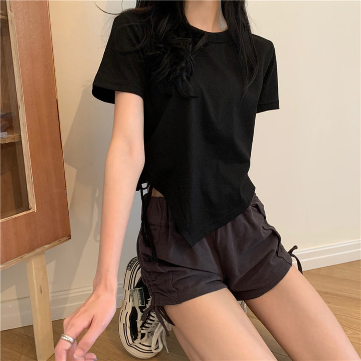 Women's crop top with asymmetric hem and loose fit
