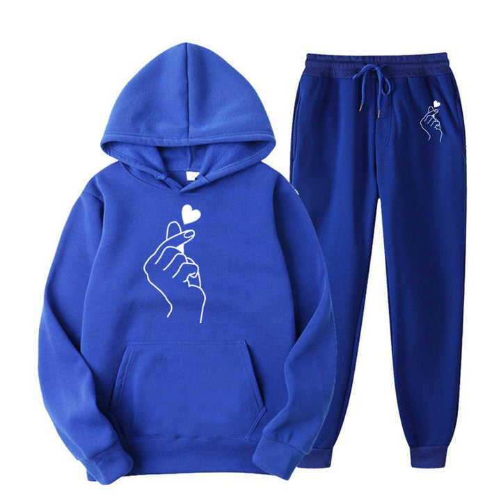 Women's tracksuit with creative heart motif and comfortable fit Lisslune