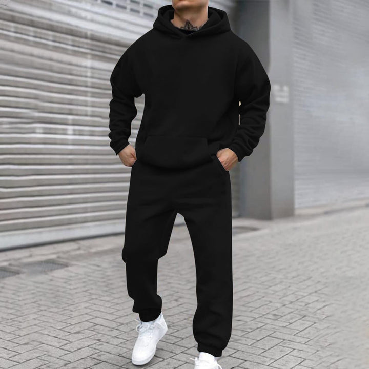 Men's hoodie suit made of comfortable and high-quality sweat material Lisslune