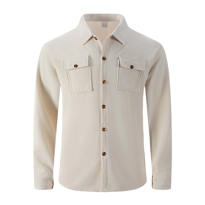 Men's casual checkered shirt jacket with practical chest pockets and fabric pattern Lisslune