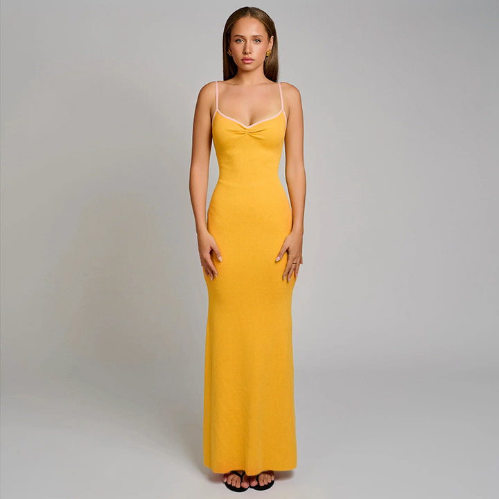 Ladies floor-length summer dress with adjustable spaghetti straps and refined cut Lune London