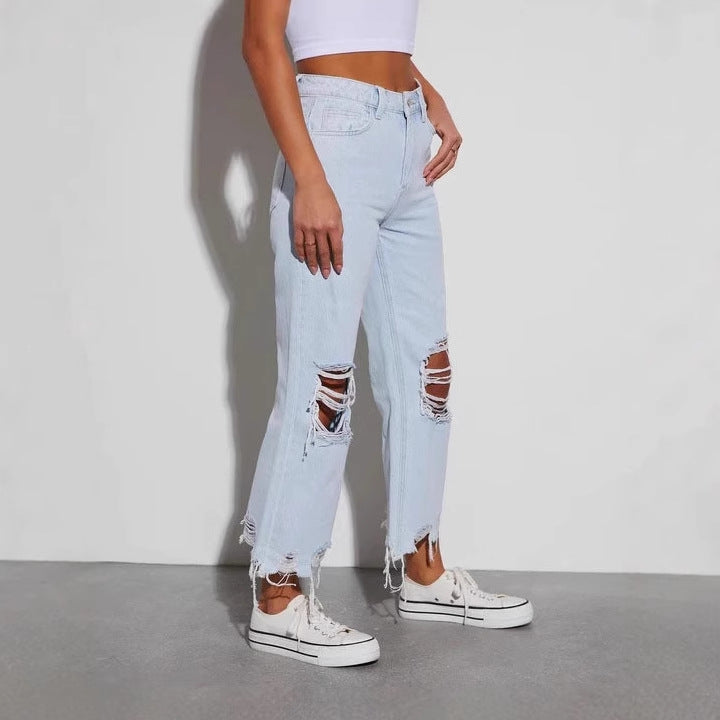 Ladies casual boyfriend jeans with eye-catching destroyed details and wide leg Lisslune