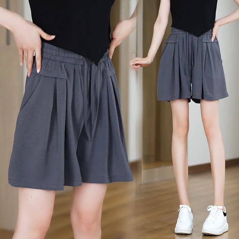 Women's short leisure pants with elastic waistband and practical side pockets Lisslune