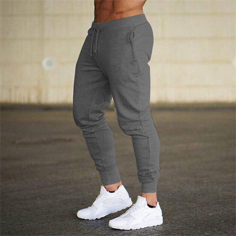 Men's sporty jogging pants with modern cut and practical pockets Lisslune