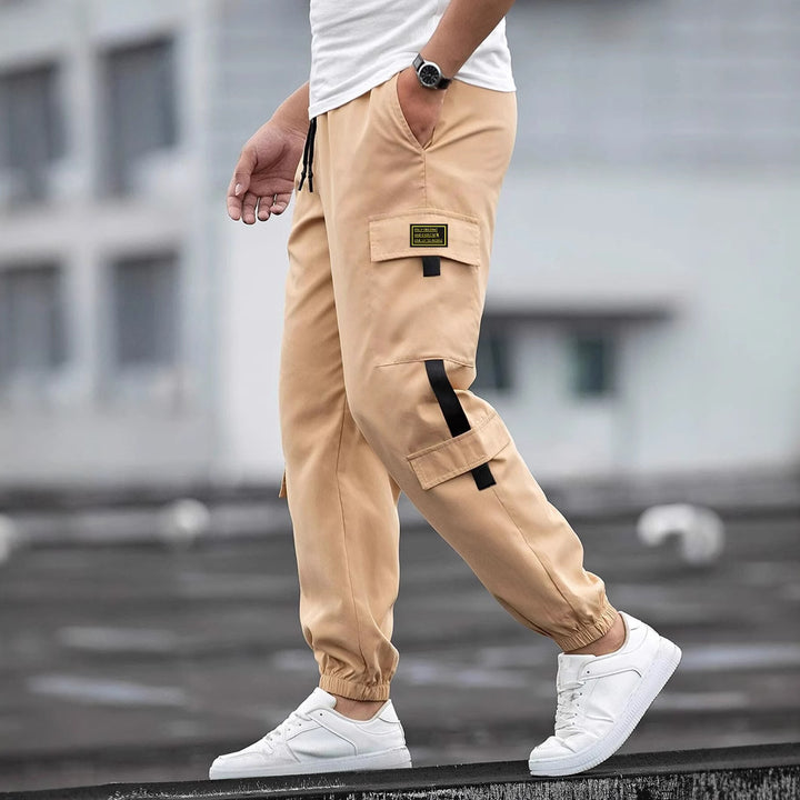 Men's cargo pants with functional pockets and elastic waistband Lisslune