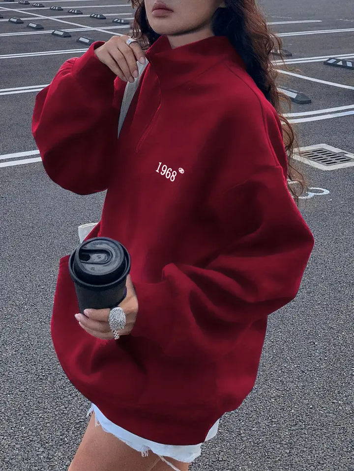 Women's sporty sweater with high collar and zipper Lisslune