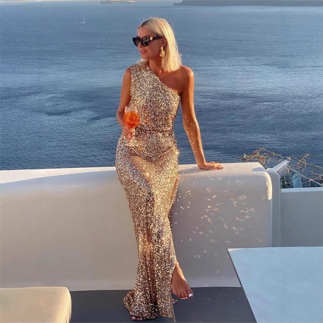 Women Elegant Evening Dress with Sparkling Sequin Fabric and Side Slit Lune London