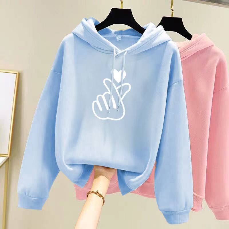 Women's hoodie with artistic heart design Lisslune
