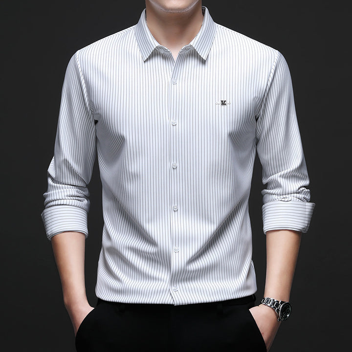 Men's shirt with fine stripe pattern and modern cut Lisslune