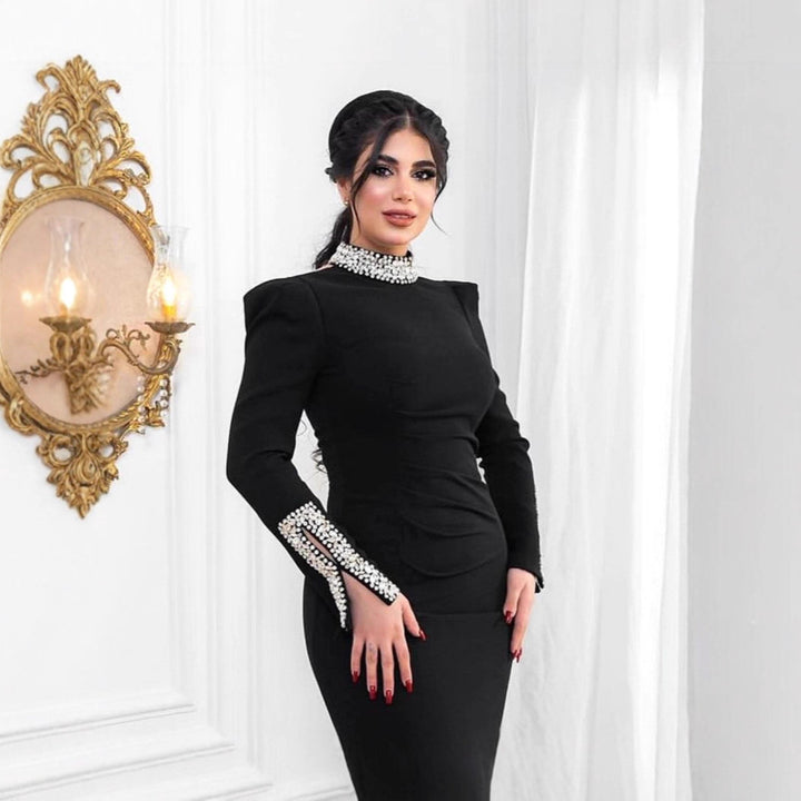 Ladies Elegant Evening Dress with Shimmering Details and High Split