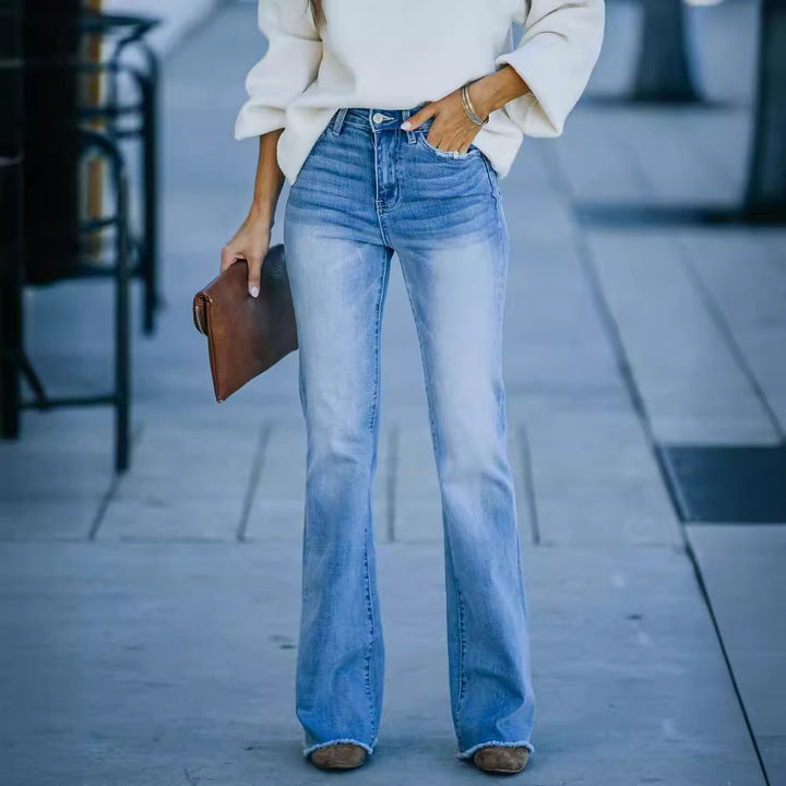 Women's Flared Jeans with High Waist and Modern Vintage Effects