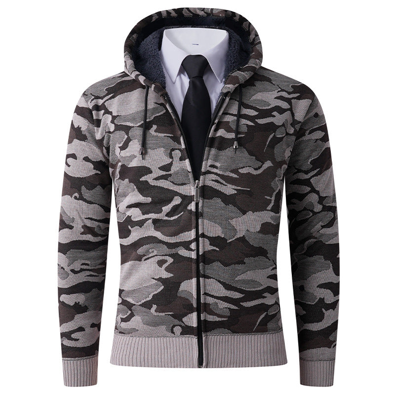 Men's stylish hoodie with lined hood and bold camouflage pattern Lisslune