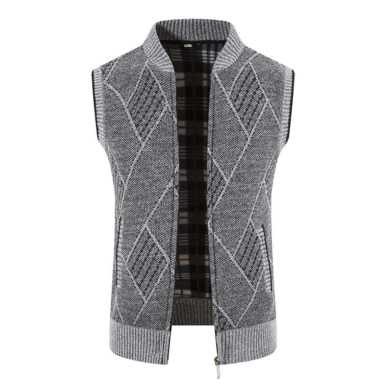 Men's knitted vest with modern cable pattern and practical zipper Lisslune