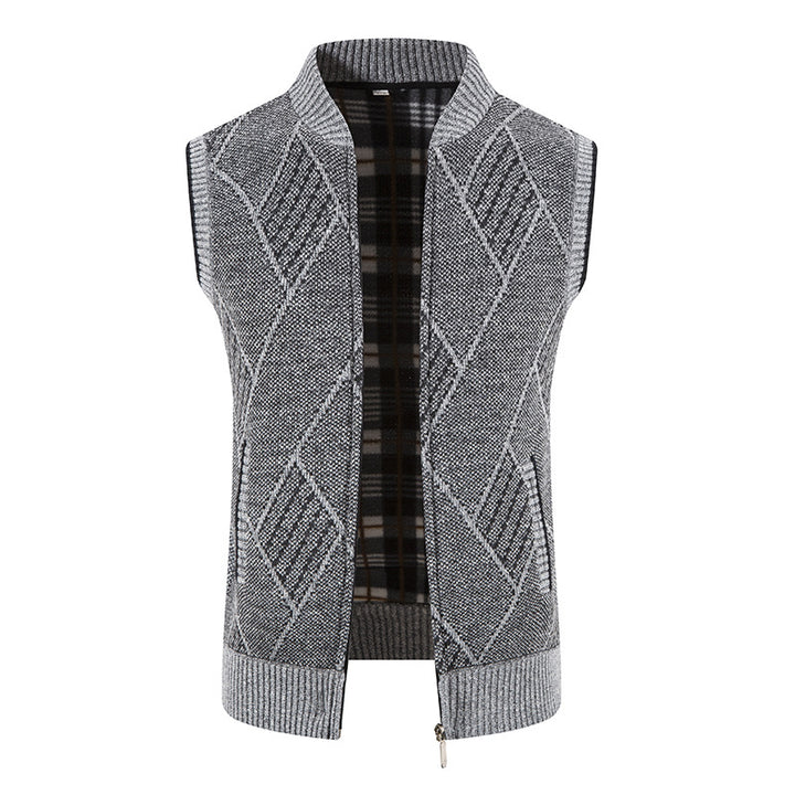 Men's knitted vest with modern cable pattern and practical zipper Lisslune