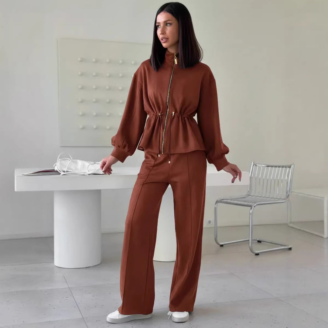 Ladies casual tracksuit with high collar and modern zipper Lisslune