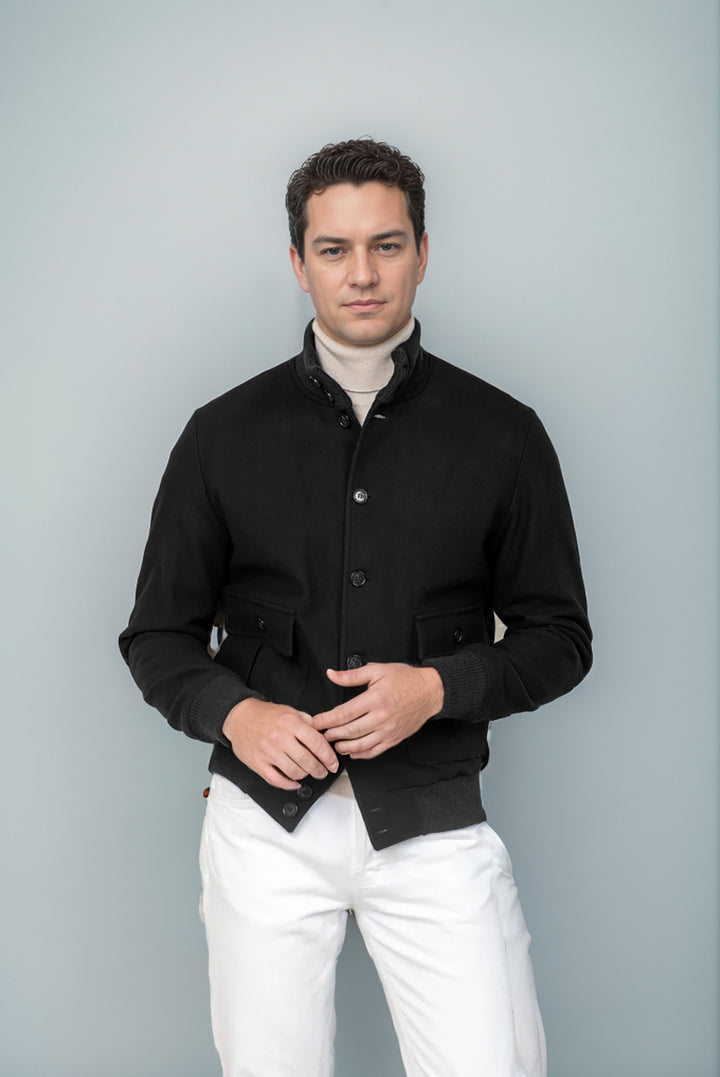 Men's fashionable transitional jacket with practical stand-up collar and functional zippered pockets Lisslune
