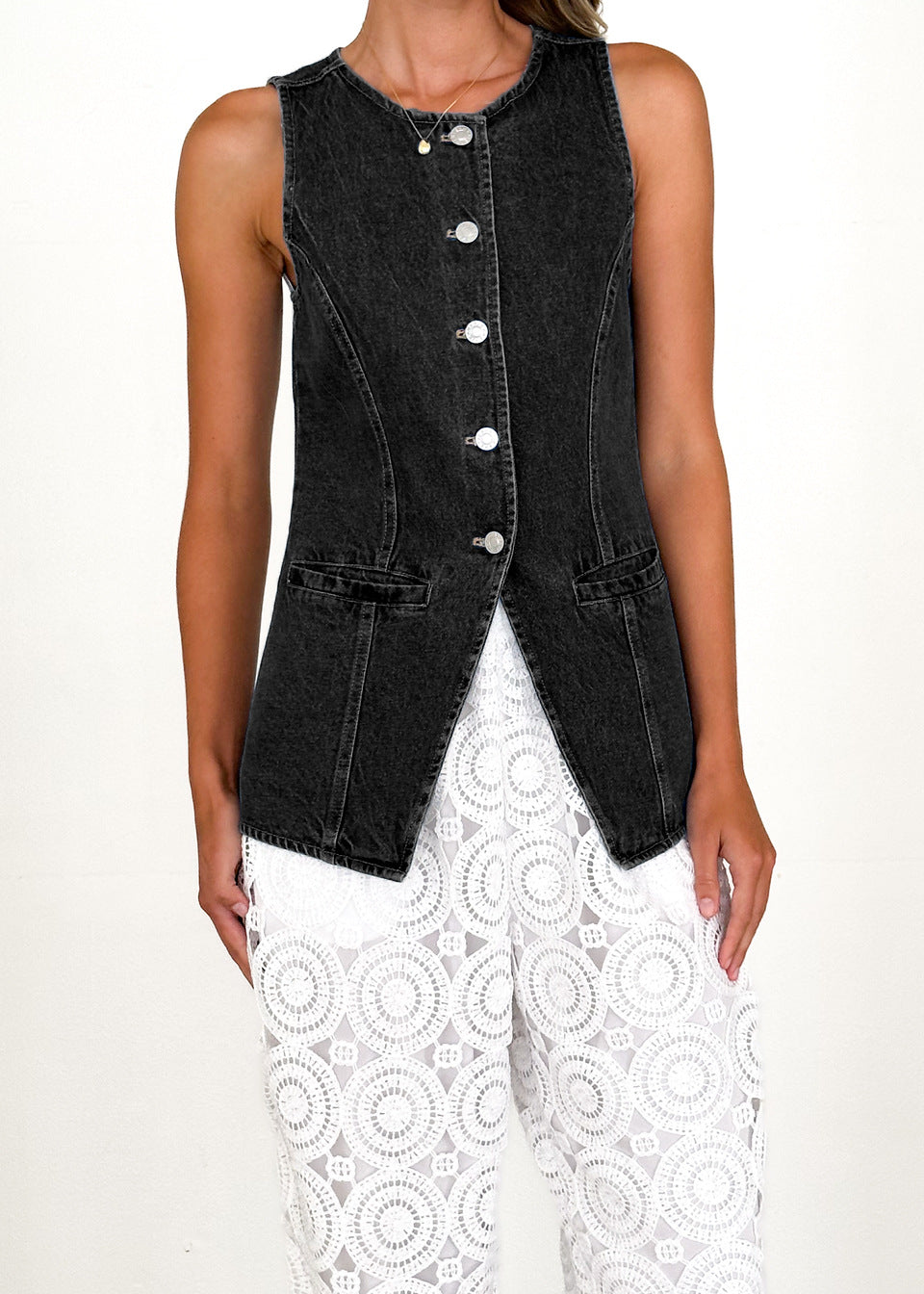 Women's jeans vest in a modern cut and practical pockets