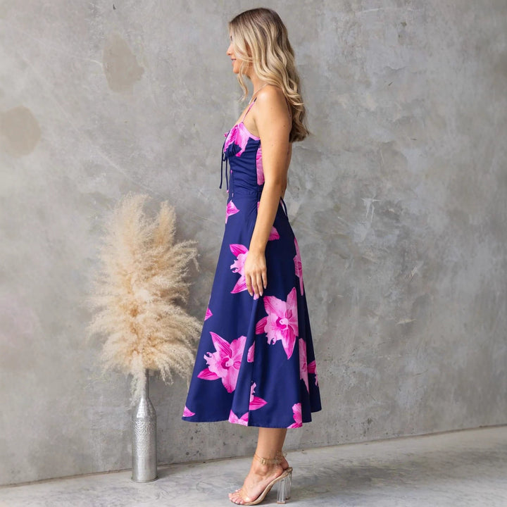 Women’s maxi dress with floral pattern and refined ruffle detail